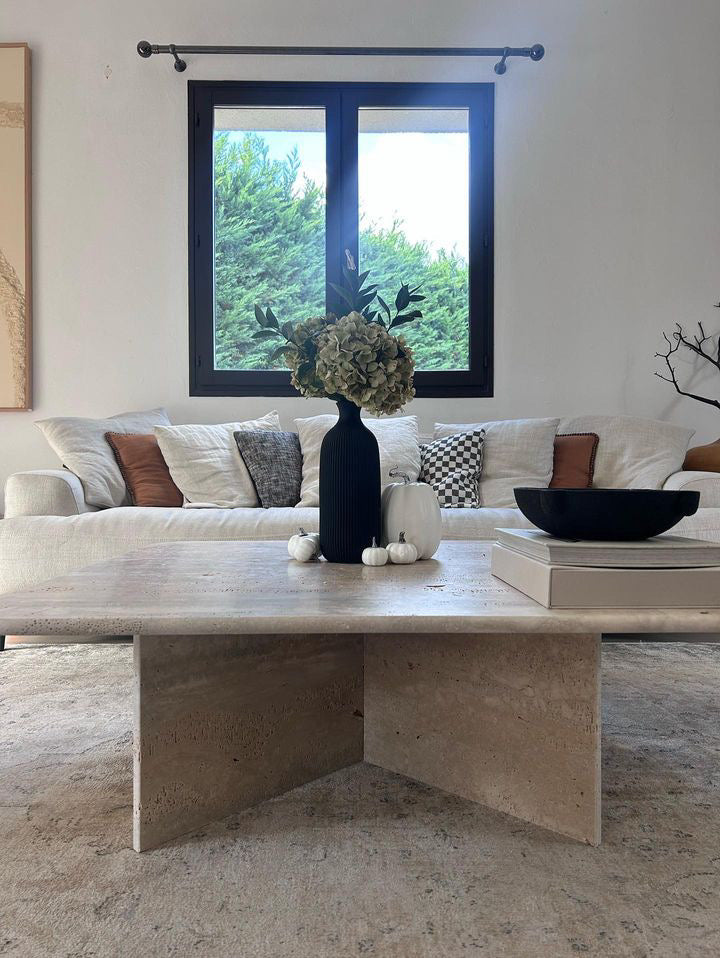 Table basse carrée 100% Travertin Romain (brut ou poli) - GIPSY HOME