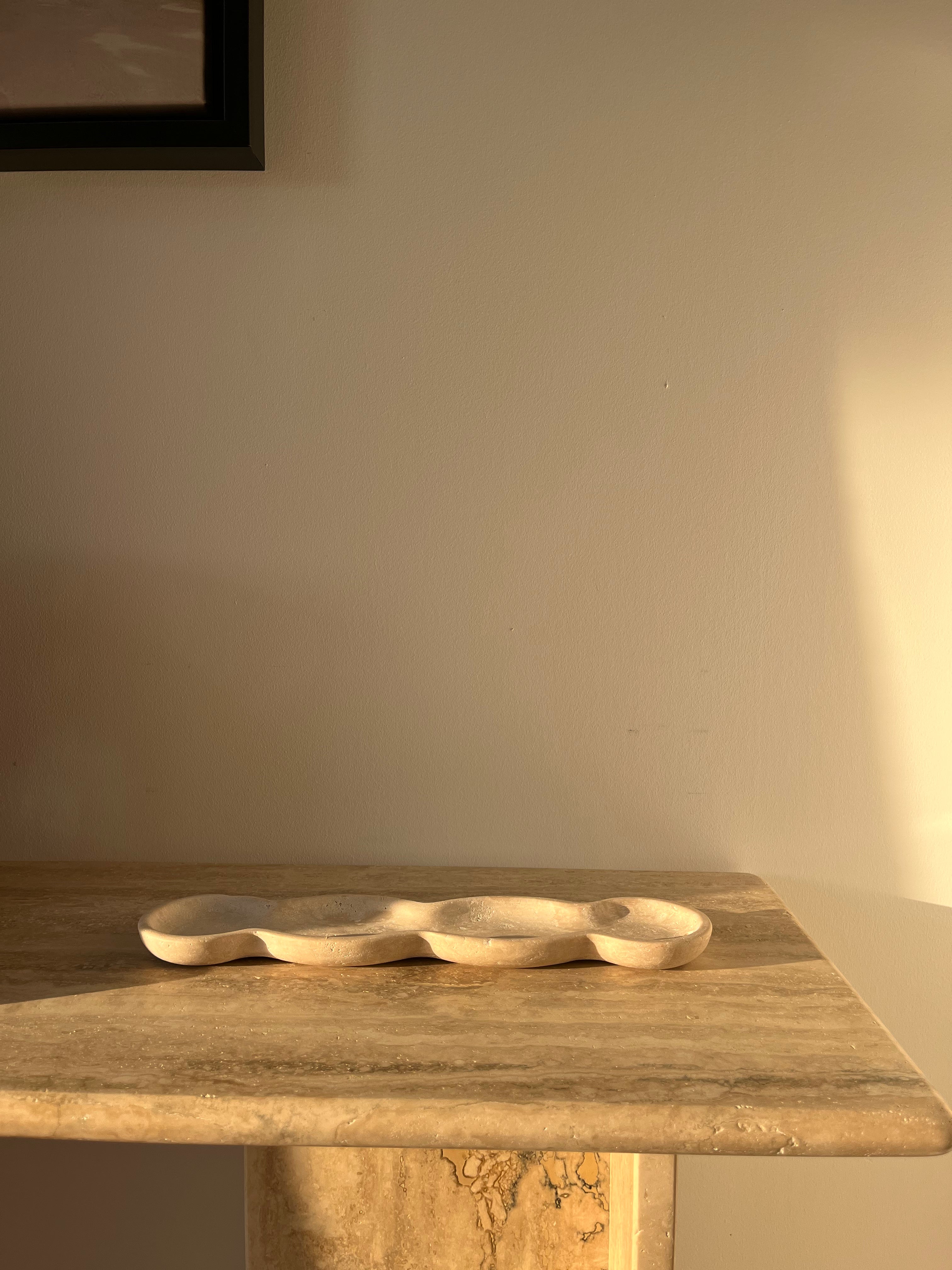 Plateau porte-encens en travertin