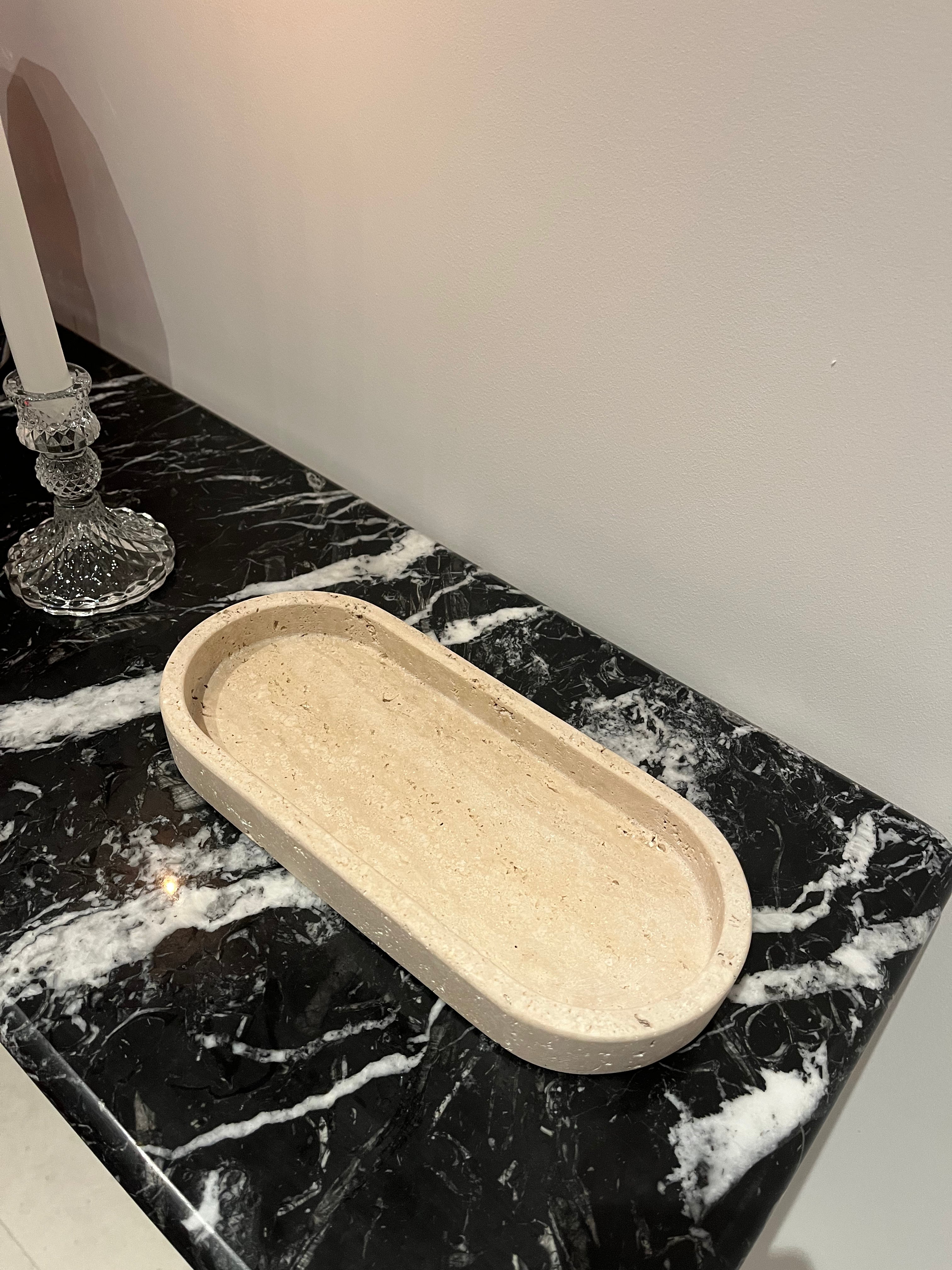 Plateau oblong en travertin brut - GIPSY HOME