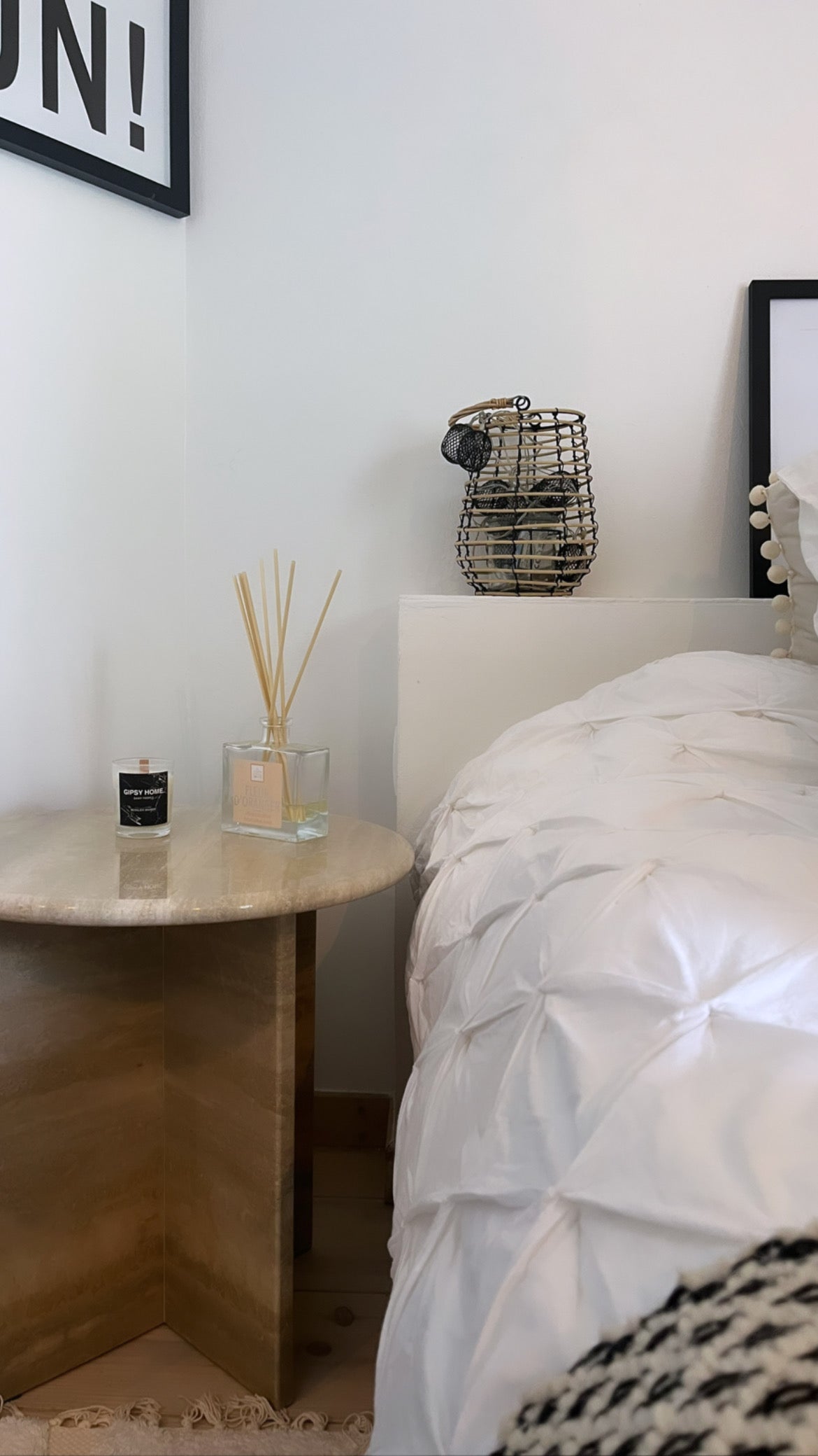 Table d’appoint 100% Travertin (brut ou poli) - GIPSY HOME