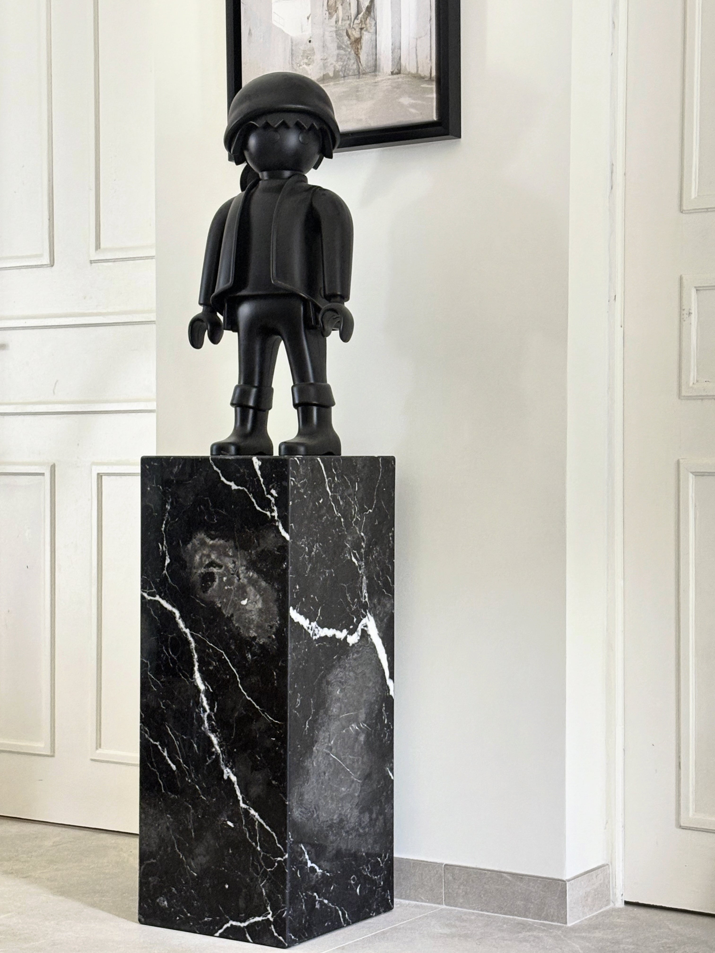 Colonne en marbre noir (plusieurs dimensions)