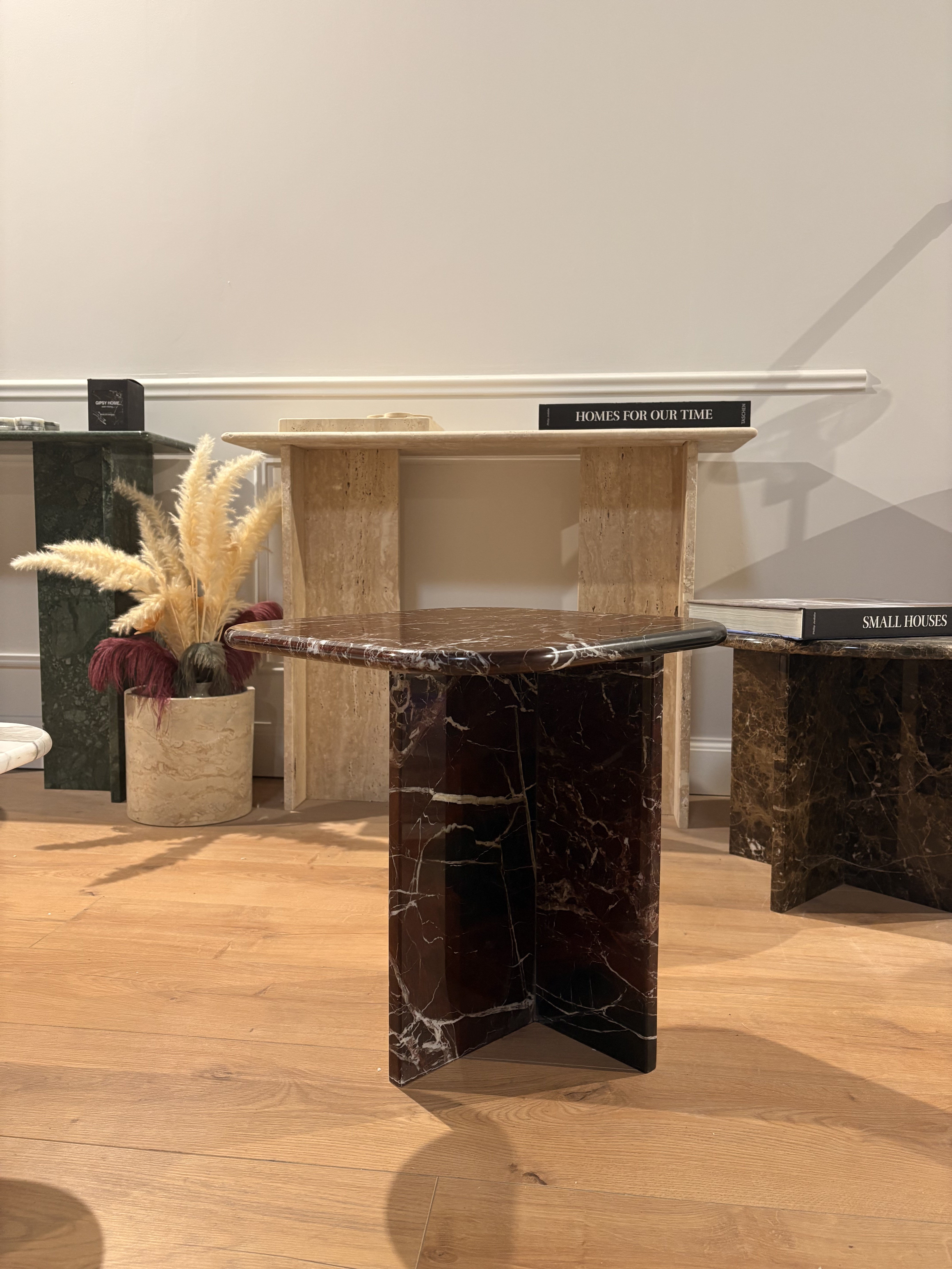 Table d’appoint carree  ou table de chevet 100% marbre rouge rosso levanto