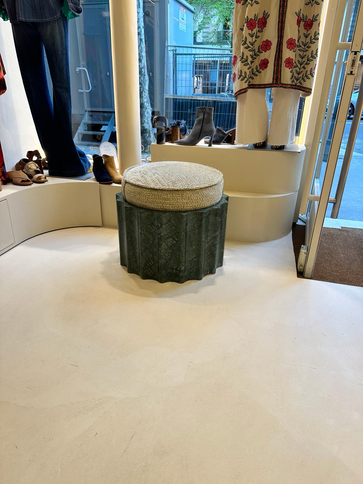 Pouf en marbre vert guatemala - GIPSY HOME