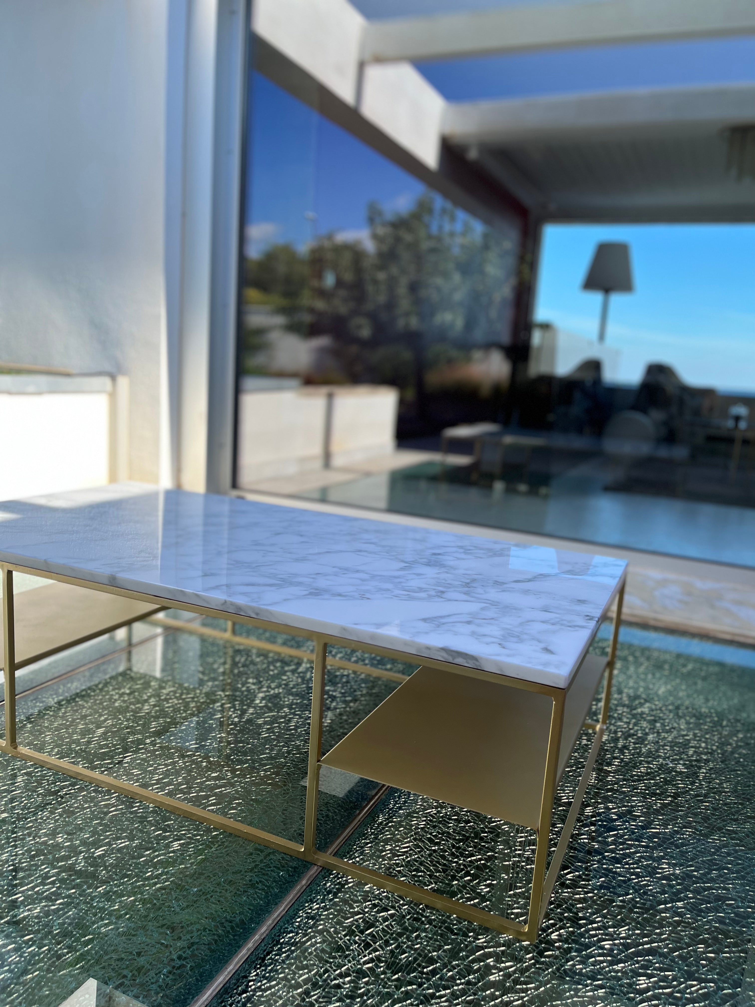 Elegance rectangular coffee table with shelf x White Arabescato