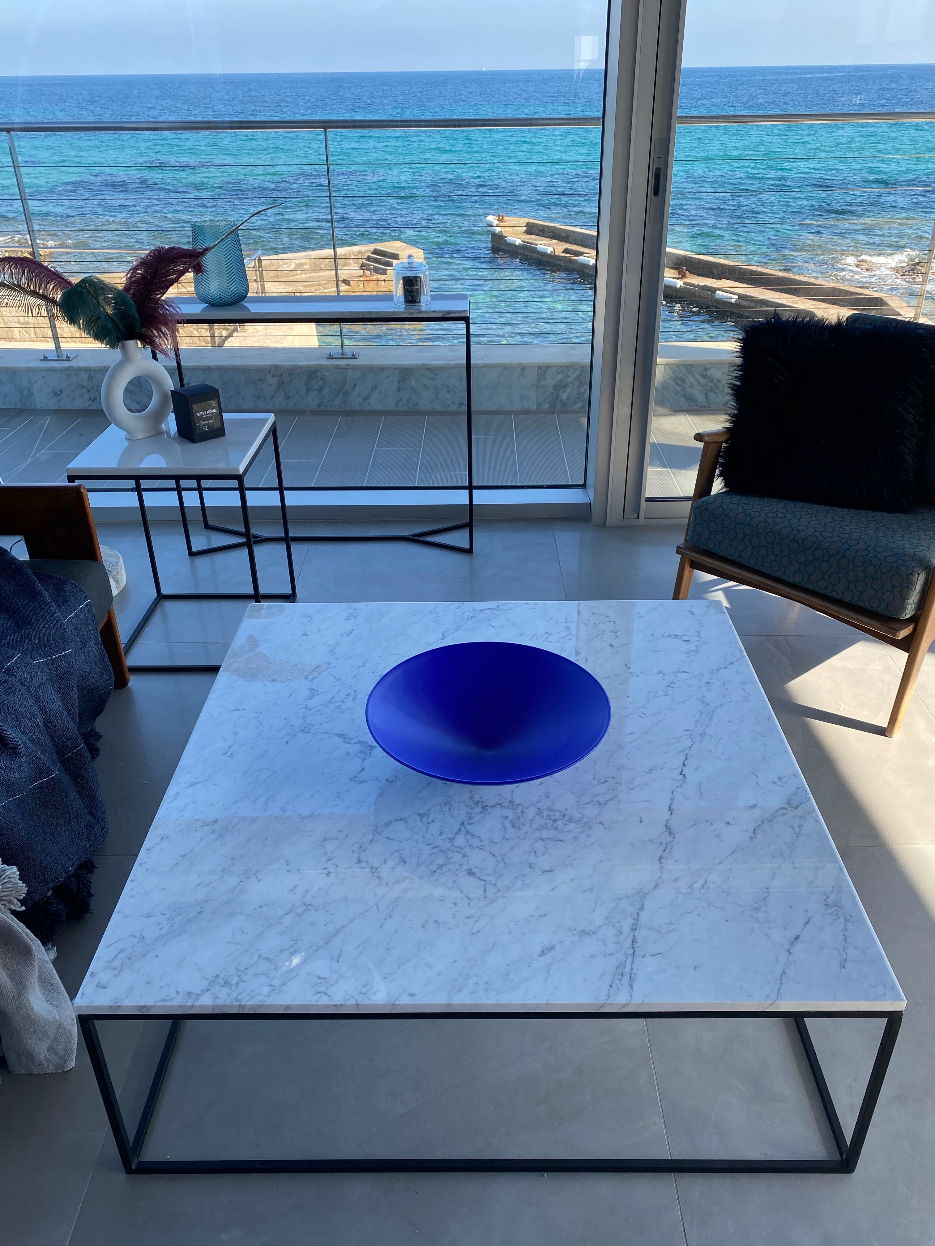 Elegance coffee table x White Carrara