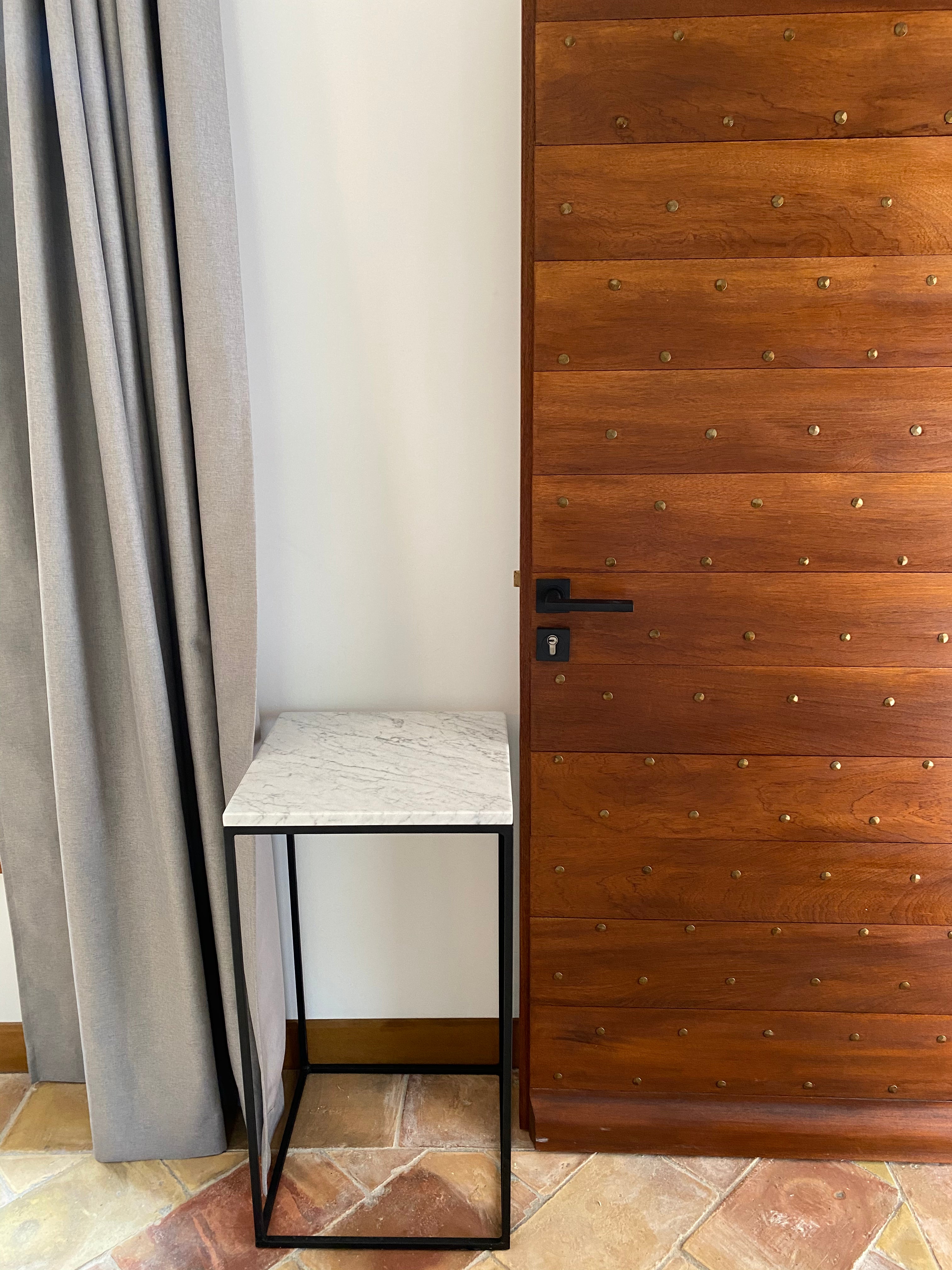 Guéridon haut x Blanc Carrare - GIPSY HOME