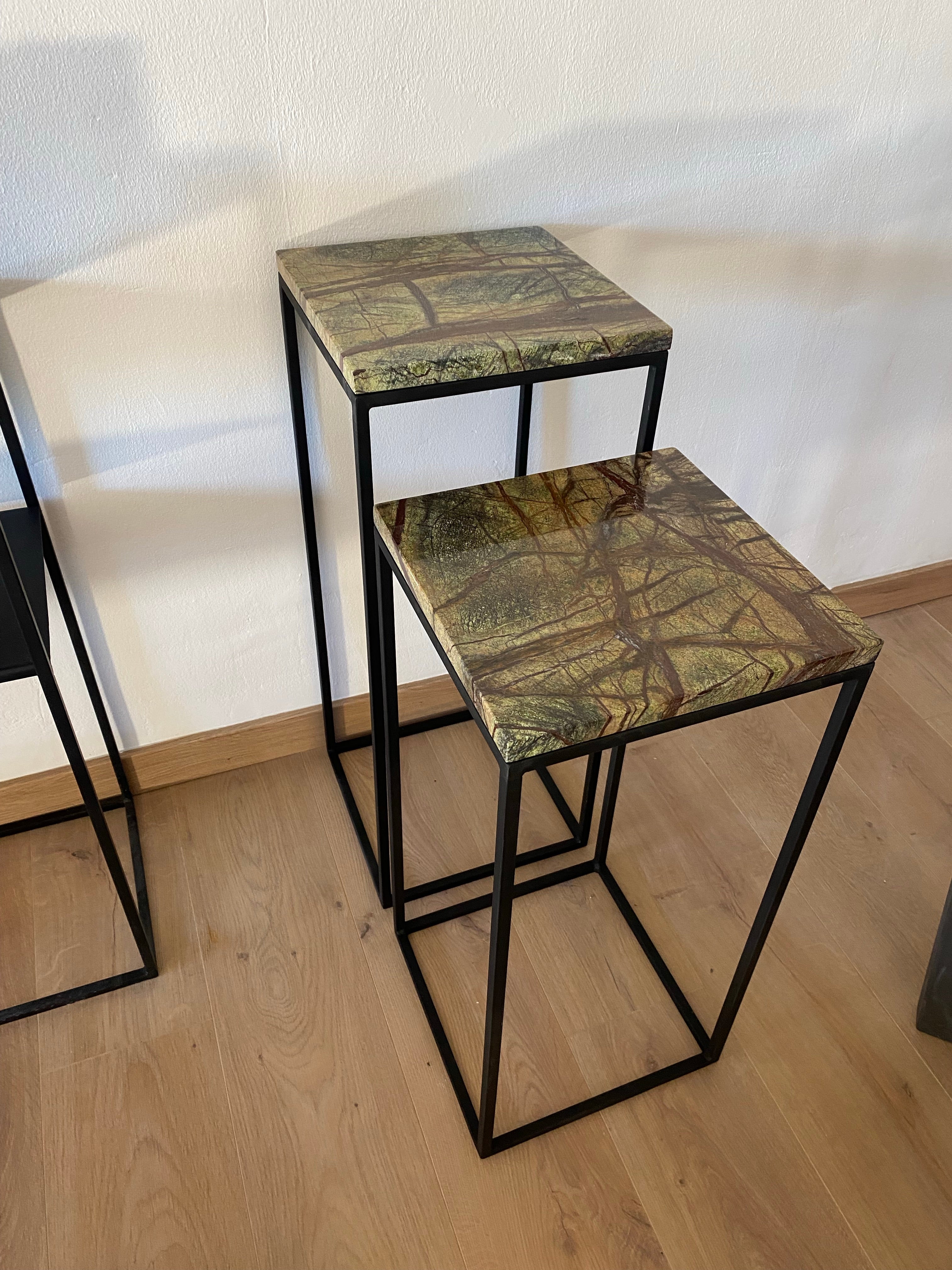 Double pedestal tables x Green Forest