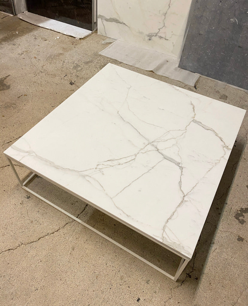 Table basse élégance x Calacatta - GIPSY HOME